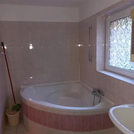 Krisztina 1- Apartment Szigethalom